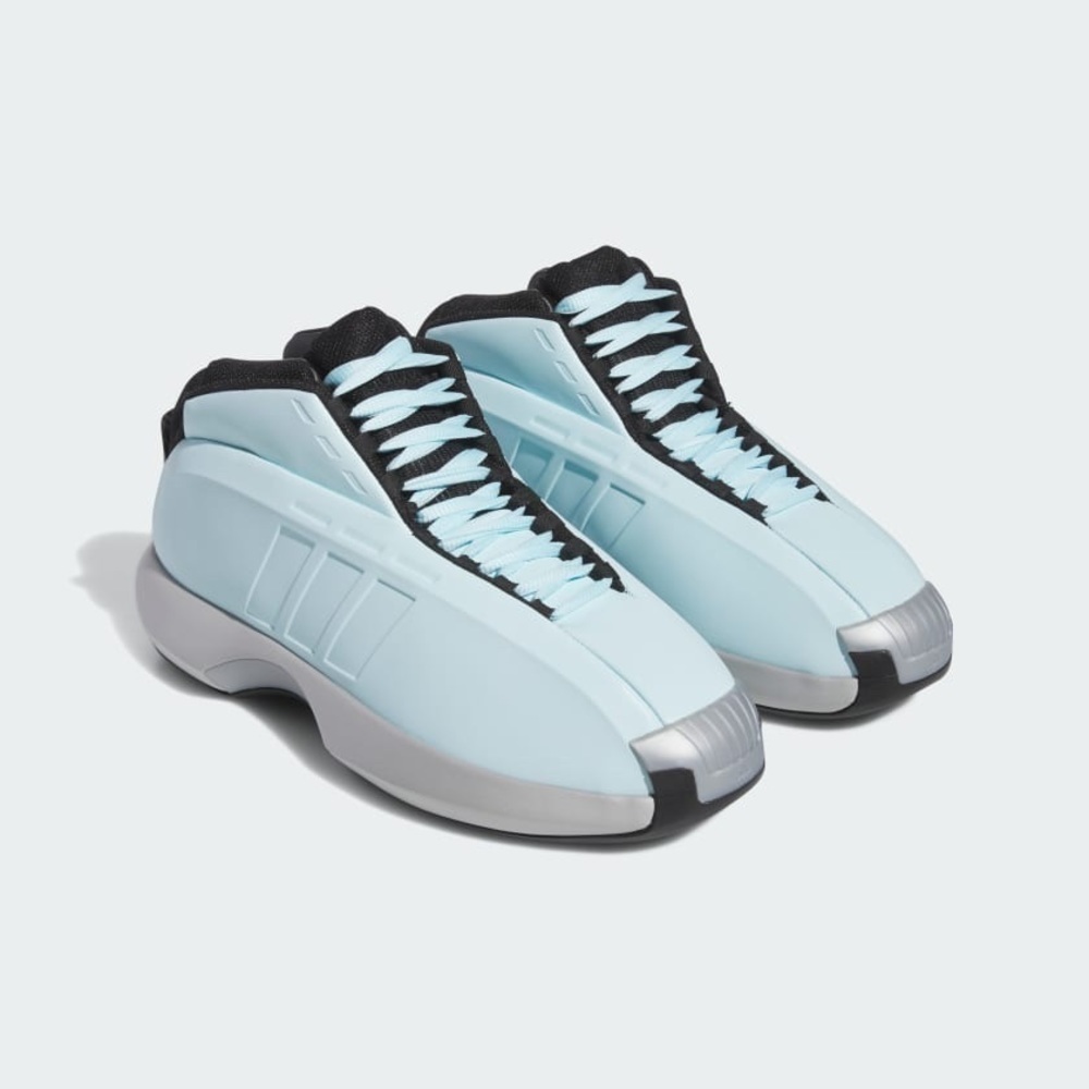 VINTAGE-INSPIRED BASKETBALL SHOES REIMAGINED FOR TODAY'S HOOPER.